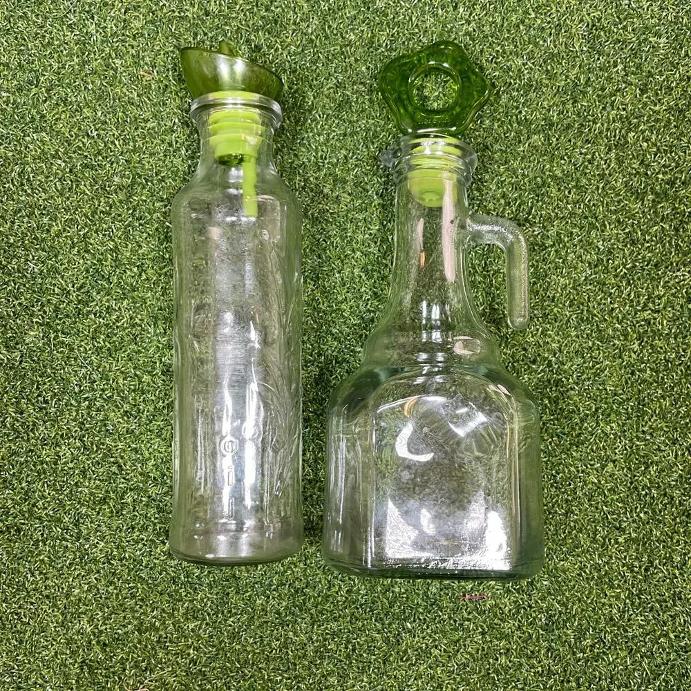 Set of Clear Glass Oil and Vinegar Dispenser Bottles